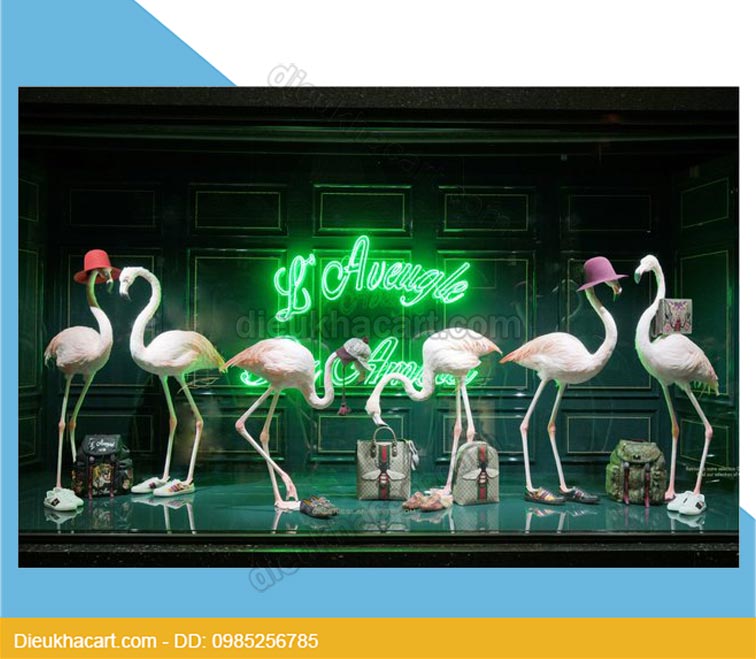 Mô hình chim hông hạc bằng xốp mút 3d trang trí cửa hàng thời trang tại hà nội