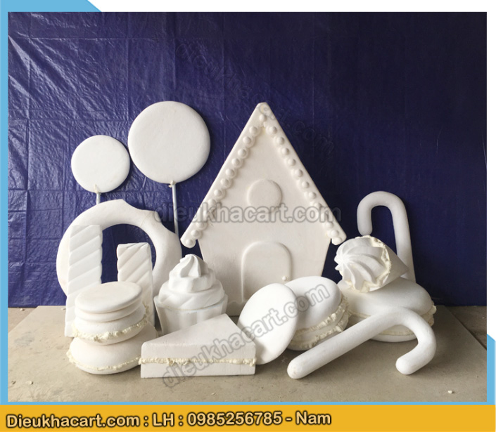 Mô hình bánh kẹo 3d làm bằng xốp mút trang trí sinh nhật, chụp ảnh tại hà nội