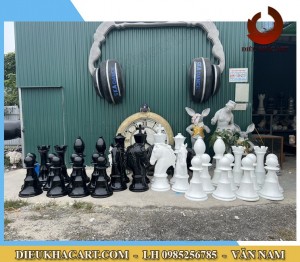 Mô hình quân cờ vua bằng nhựa composite trang trí decor