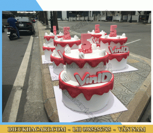 Mô hình bánh sinh nhật bằng xốp mút 3d siêu to tại hà nội